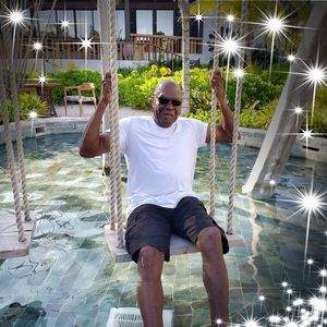 Meet your Posher, Robert